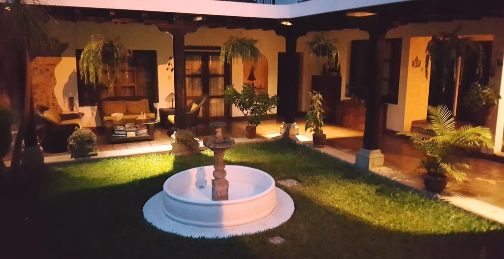La Casa De Don Pedro Hotell Antigua Exteriör bild